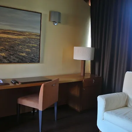 Hotel Hospederia Parque De Monfragüe 4*