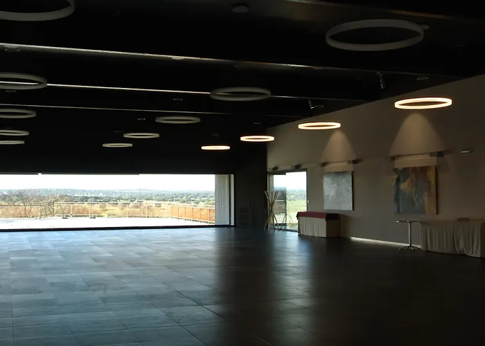 Parque De Monfraguee Hotel 4*