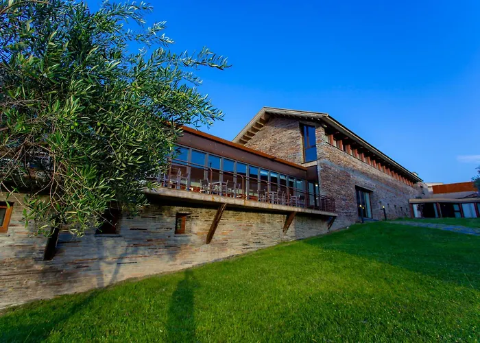 Parque De Monfraguee Hotel 4*