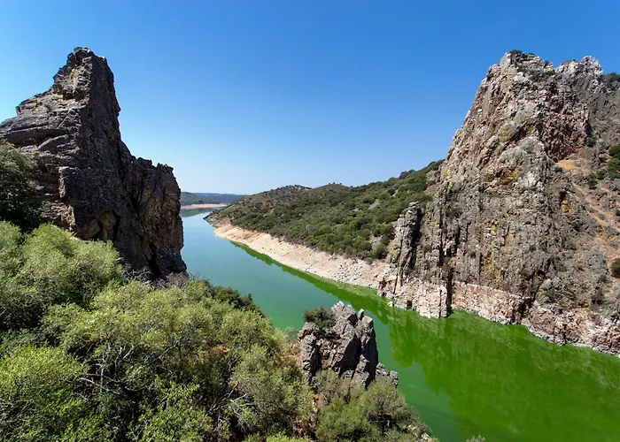 Parque De Monfraguee Отель 4*