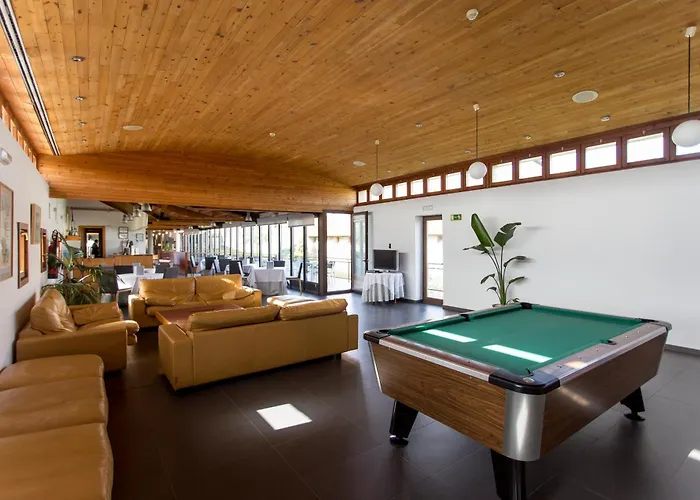 Hotel Parque De Monfraguee 4*