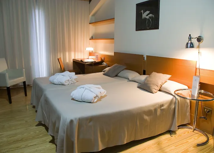 Отель Parque De Monfraguee 4*