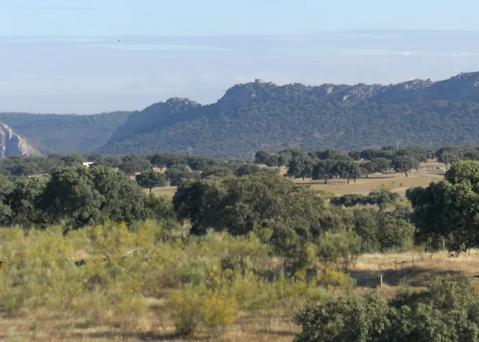 Отель Parque De Monfraguee Торрехон-эль-Рубио